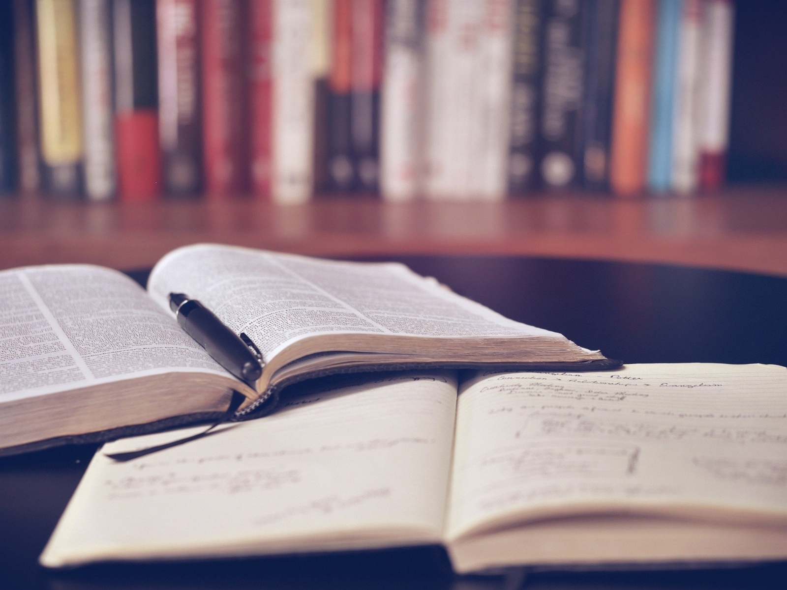 open-book-ga81f89248_1920